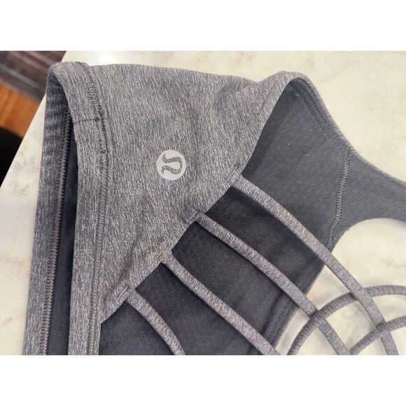 Lululemon size 8 gray sports bra strappy classic activewear - Picture 3 of 4